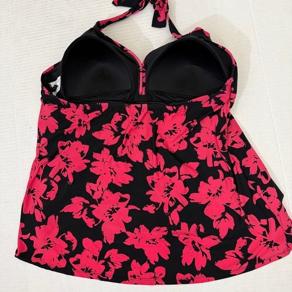 Aqua Green Black and Red Floral Top - Picture 4 of 9